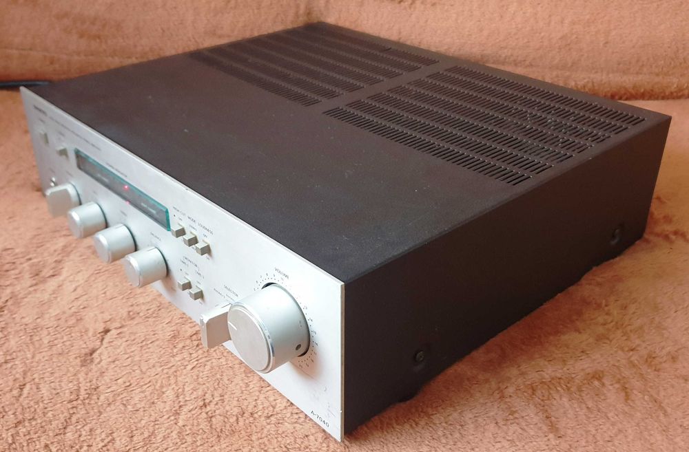 Onkyo A-7040 statie 2X85W pe 4 Ohm