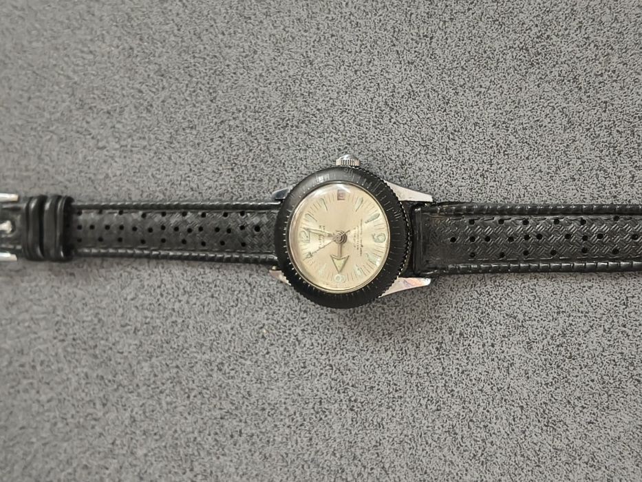 Flipper submarine watch