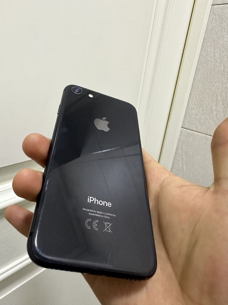 iPhone 8 64гб смартфон