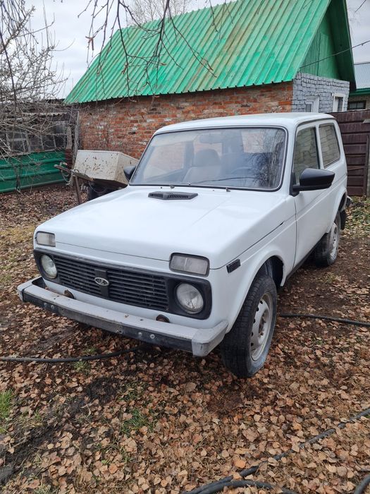 Продам ниву (ваз 2121)