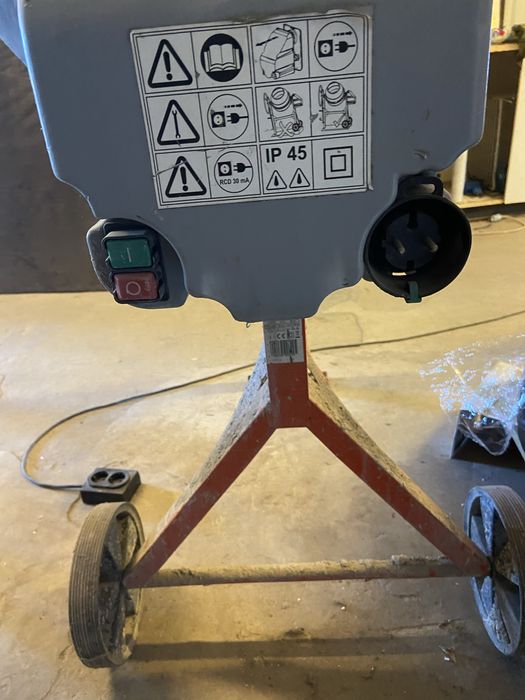 Бетонобъркачка палетна количка къртач под наем