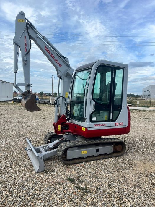Miniexcavator  takeuchi TB 125,2,8 T