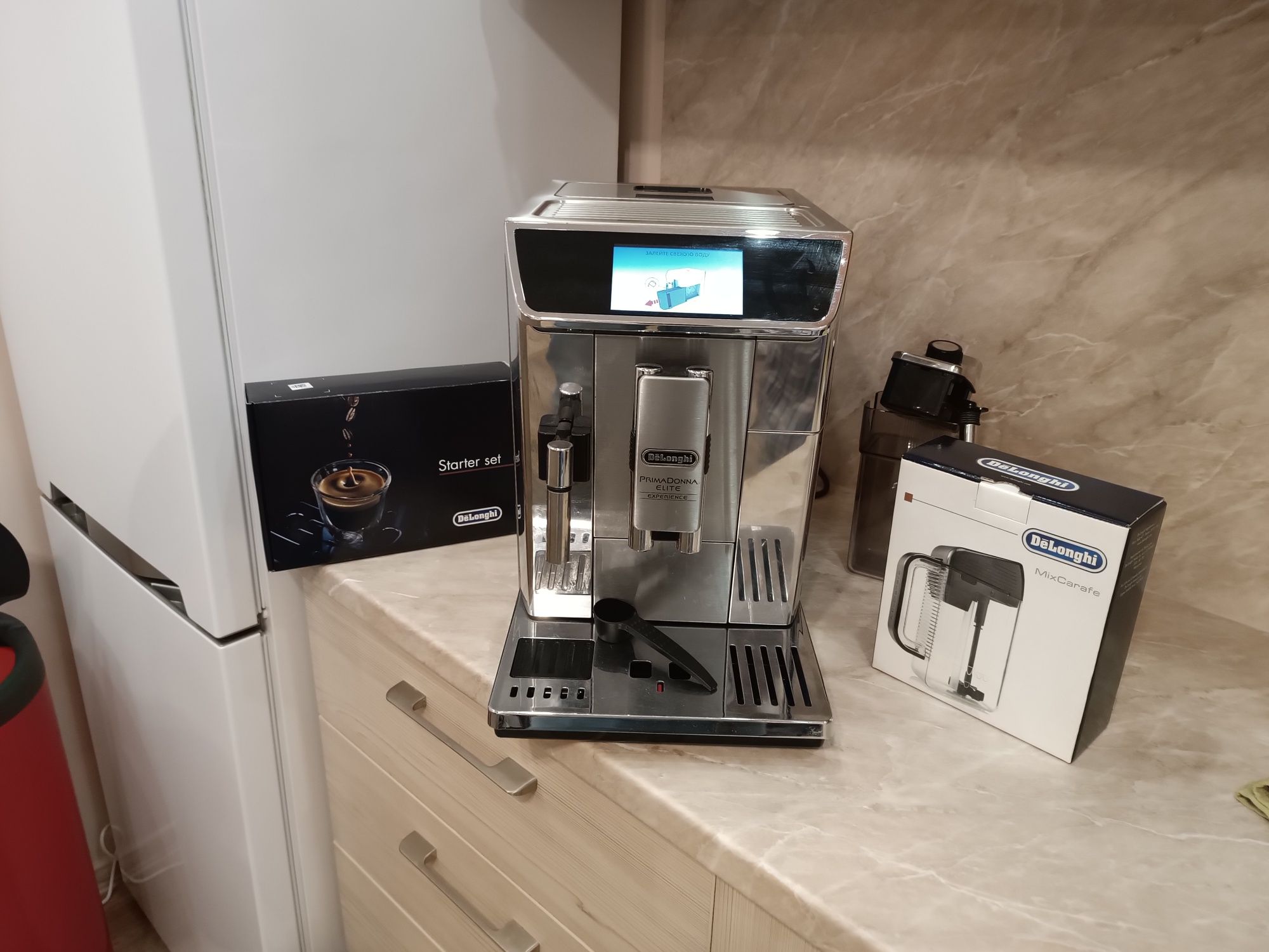 Кафе автомат DeLonghi PrimaDonna Elite Experience