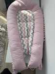 Baby nest roz cu gri nou nout