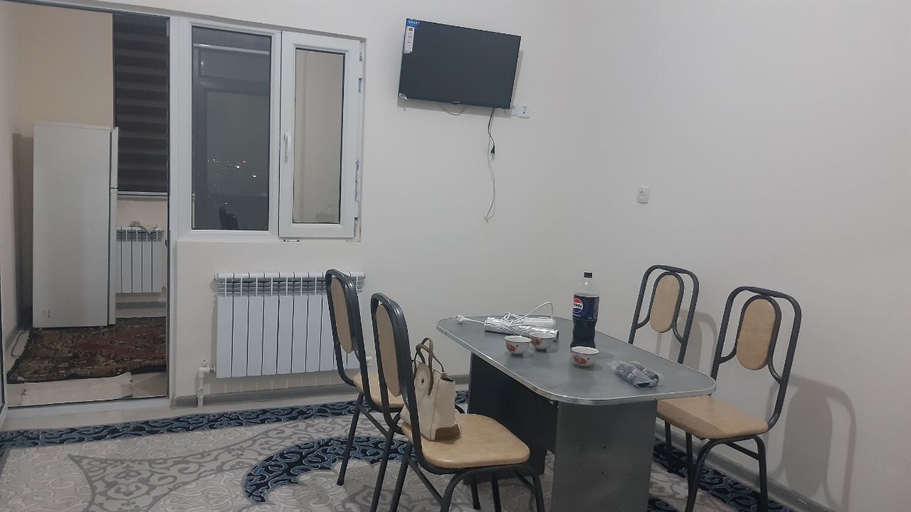 Ижарага квартира Яшнобод Панелни 2 хонали Оилага 280$