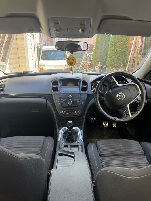 Opel insignia на части