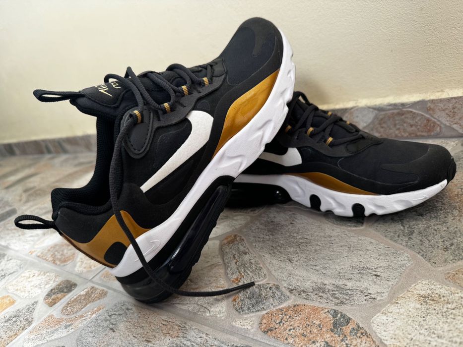 Nike air 270  react женски черни