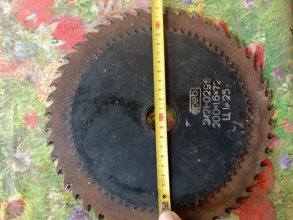 Vând pânză circular