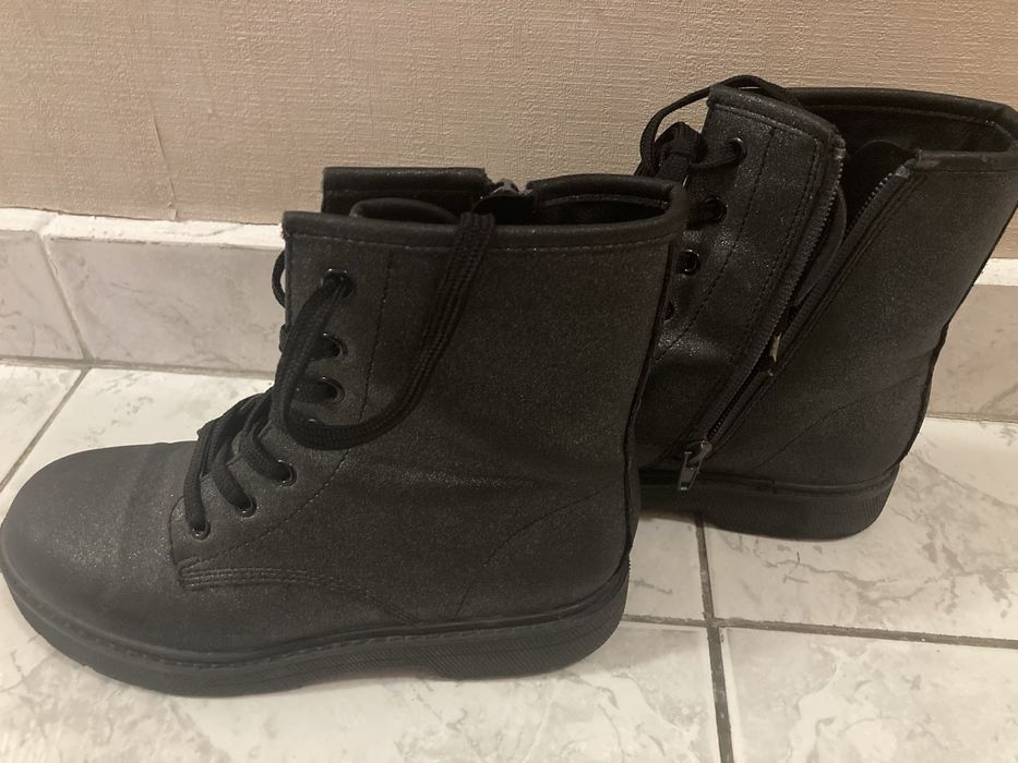 Детски ботуши ,номер 33