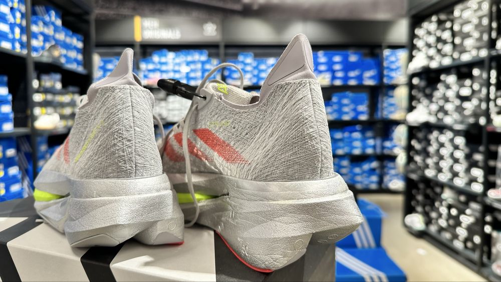 Adidas Adizero Prime X 2 Strung originali la cutie ( 41.1/3 si 42 )