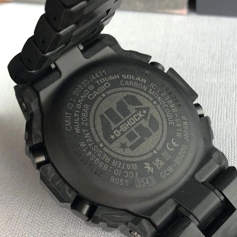 G-SHOCK 40th Anniversary Carbon Edition GCW-B5000UN-1ER
