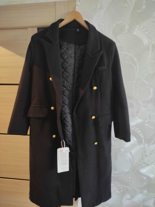Пальто женское..
