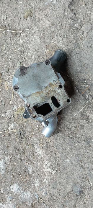 Части за ГАЗ 53 и66 скоросна кутия диференциал и др.