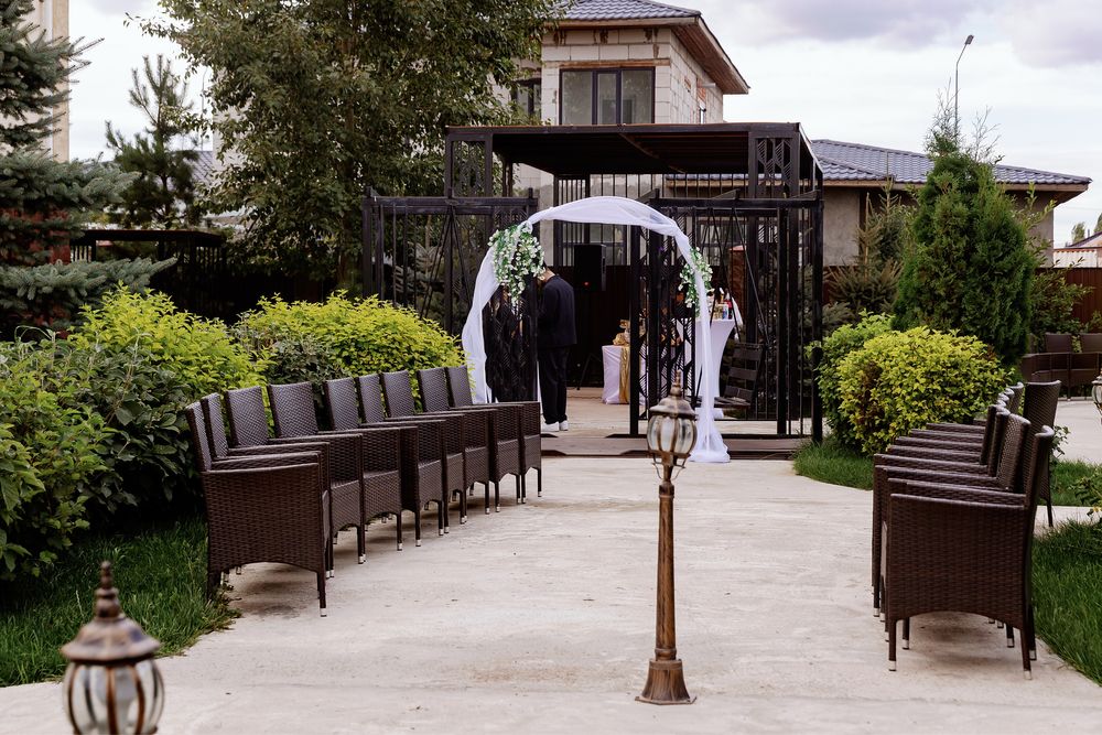 Декор (арка, все для ее оформления и.т.д)