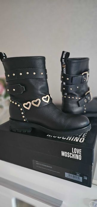 Боти Ест.кожа Love Moschino