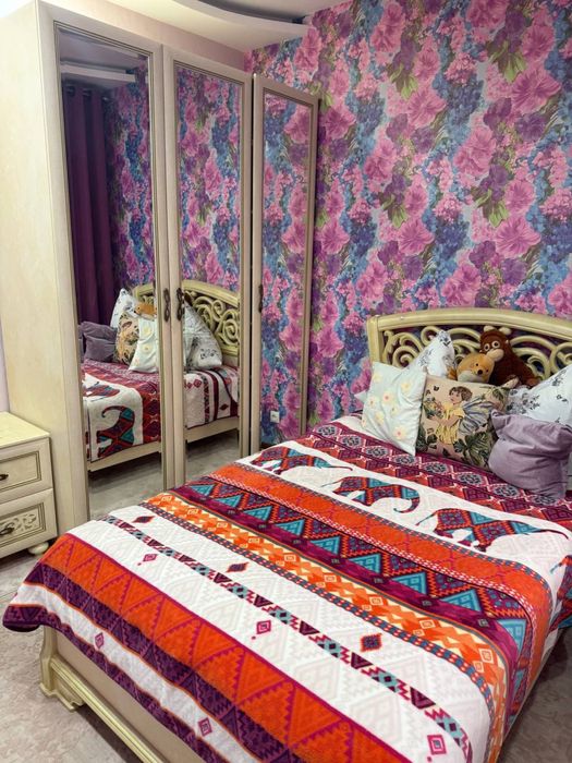 Продается квартира 3.5.5 в отличном состояний на Ахмад Югнаки