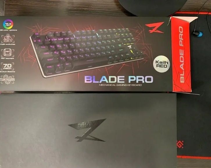 Механическая клавиатура RGB