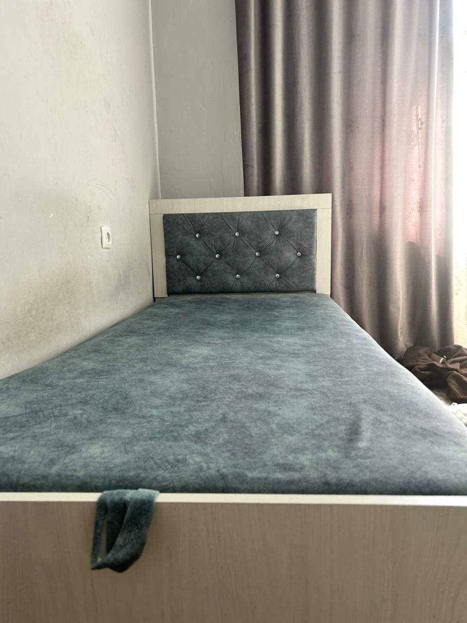 Продам кровать  срочно