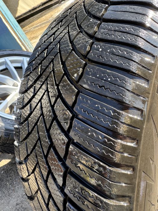 Vand roti BMW 225 50 R17 Brigestone LM005 RUNFLAT