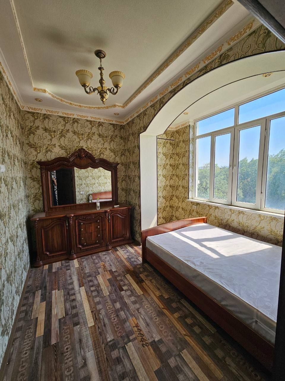 Срочно продаётся квартира Адрес вагзал 3х комнатная 70м2 60.000$ торг