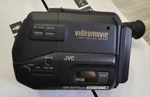 Camera video cu caseta VHS-C JVC GR-AX5EG pentru piese