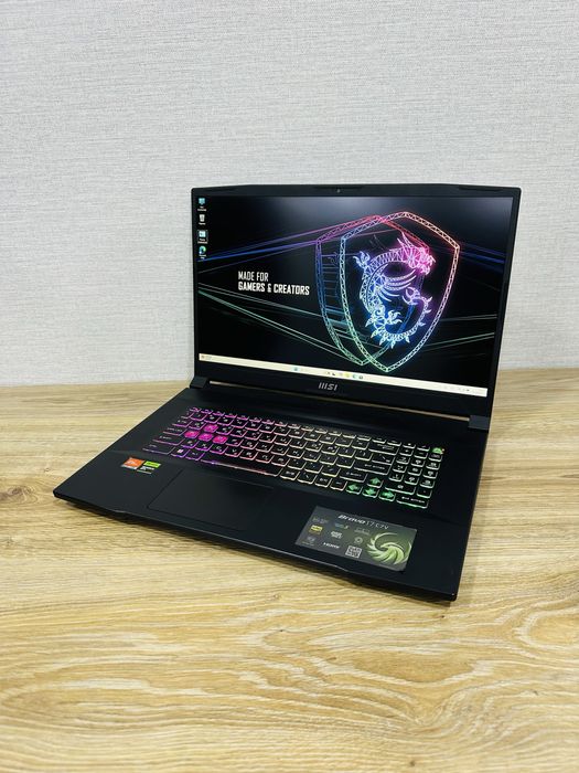 MSI Bravo Ryzen 9+RTX4060-8 ГБ Видеокарта, Большой экран 17,3