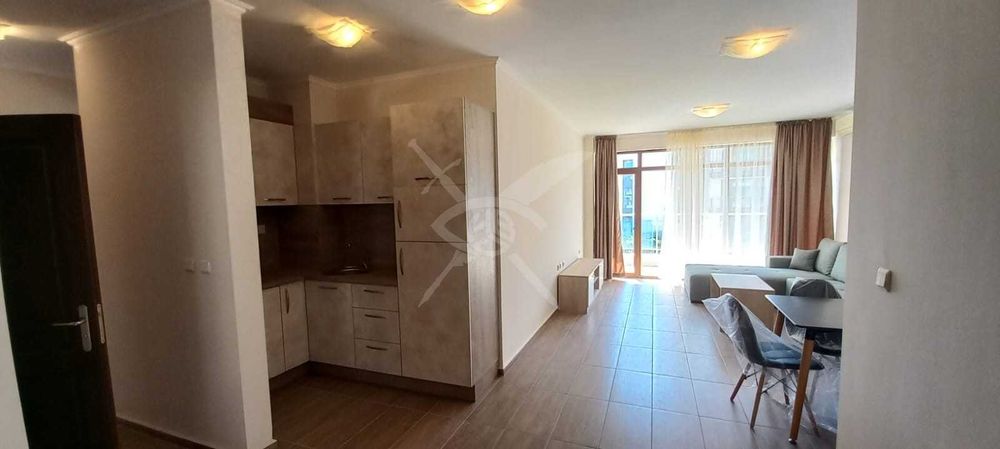 Продава се Тристаен апартамент в Свети Влас - 122 кв.м за 1500 €/кв.м - Снимка #2