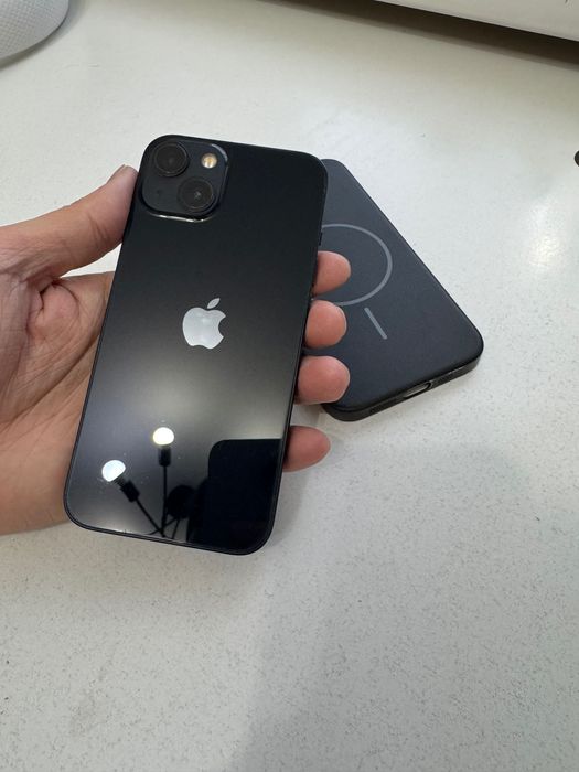 Продам iPhone 13 айфон 13