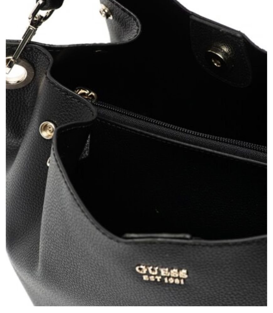 Черна чанта Guess