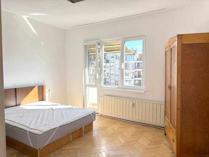 Дава се под наем Тристаен апартамент в Бургас, Възраждане - 90 кв.м за 350 € - Снимка #5