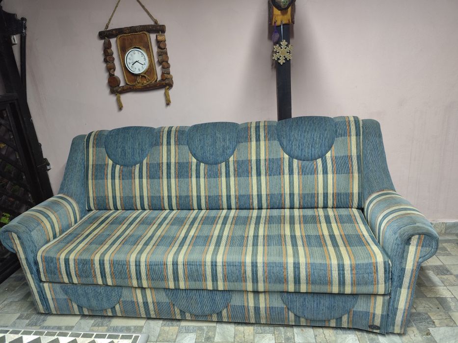 Canapea extensibila in stare foarte buna!