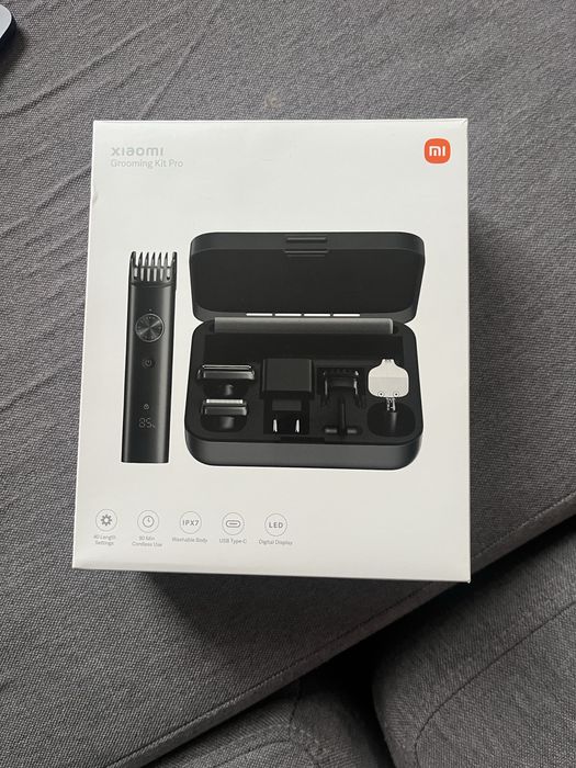 Многофункционален тример Xiaomi Grooming Kit Pro с 24м гаранция