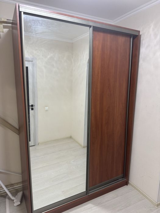 Шкаф купе коричневый