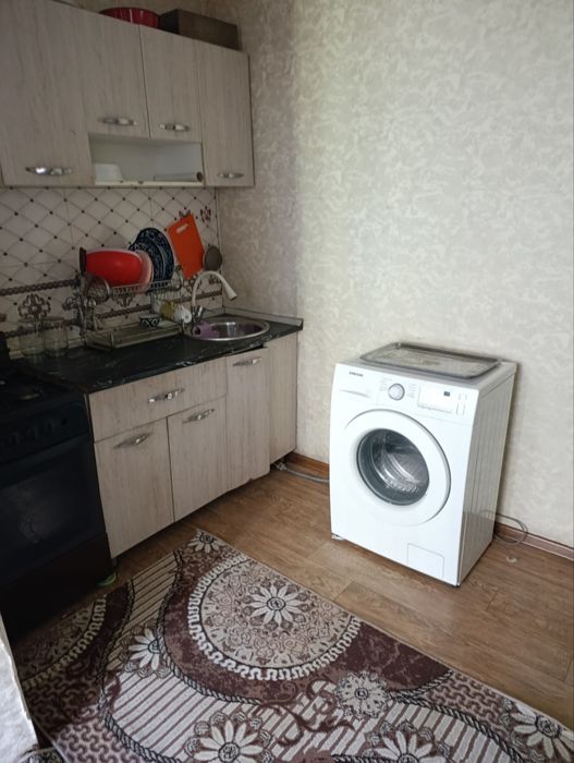 Сдается 2 комнатная квартира на кадишева