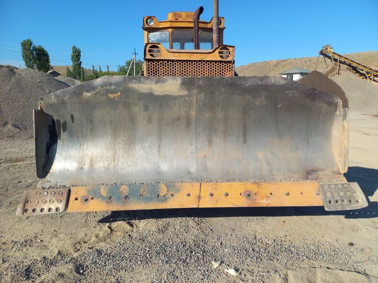 Bulduzer TTZ 130