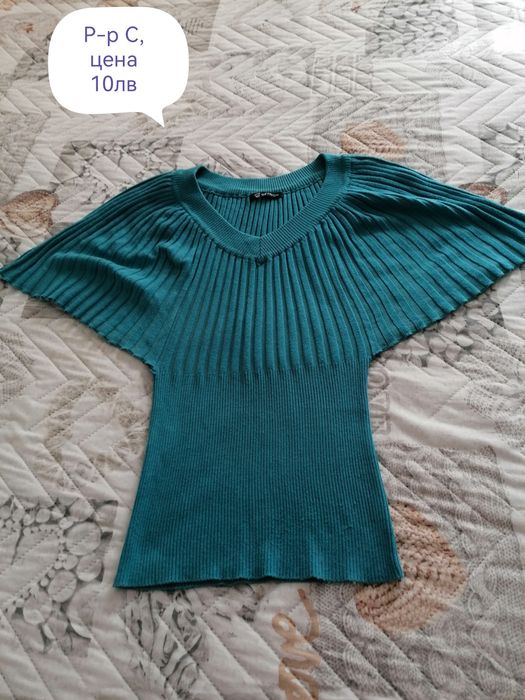 Дамски  пуловери и жилетки