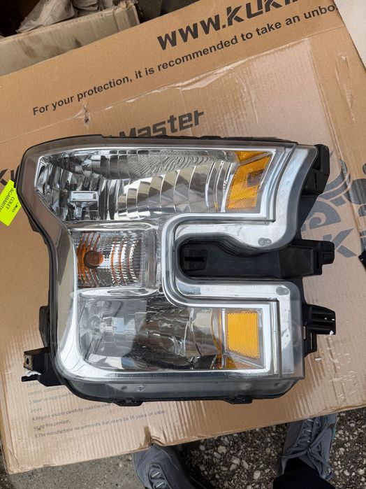 Оригинални фарове Ford F 150