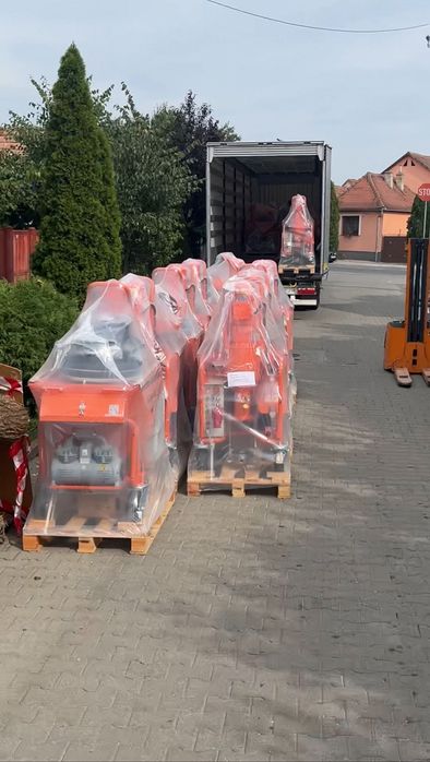 masina de tencuit , pompa de tencuit , tencuiala mecanizata , RATE !