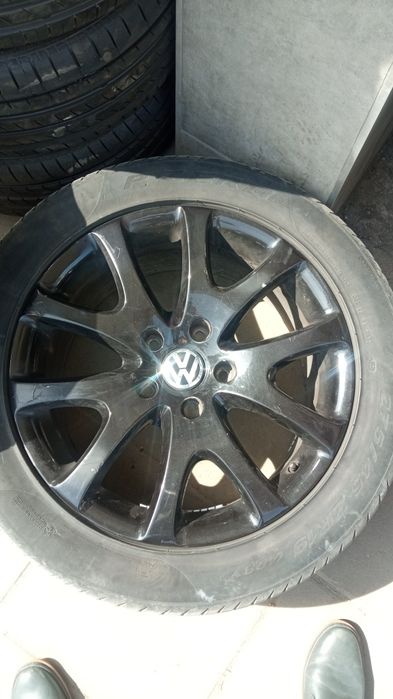 джанти 19" 5x130 оригинални за vw touareg с летни гуми  PIRELLI 275/50