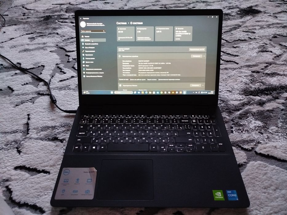 Dell noutbuk sotiladi