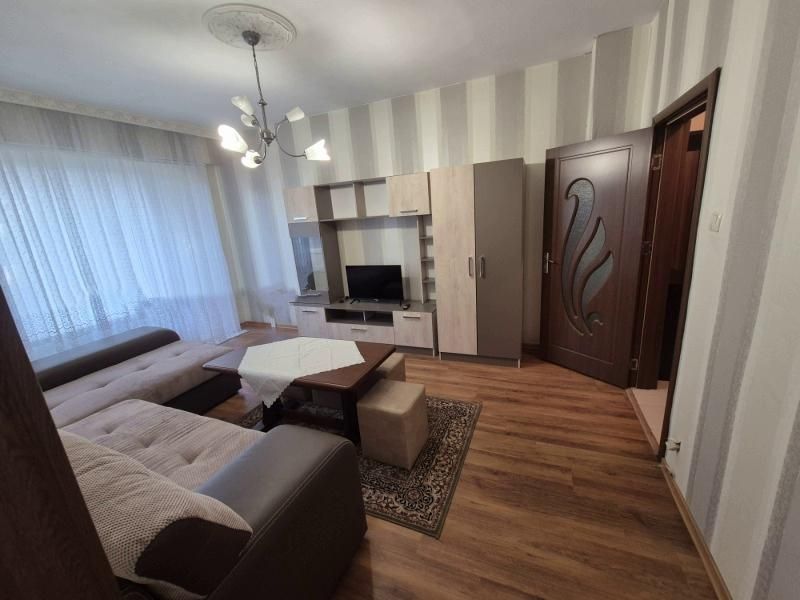 Дава се под наем Четиристаен апартамент в София, Свобода - 93 кв.м за 698.19 € - Снимка #1