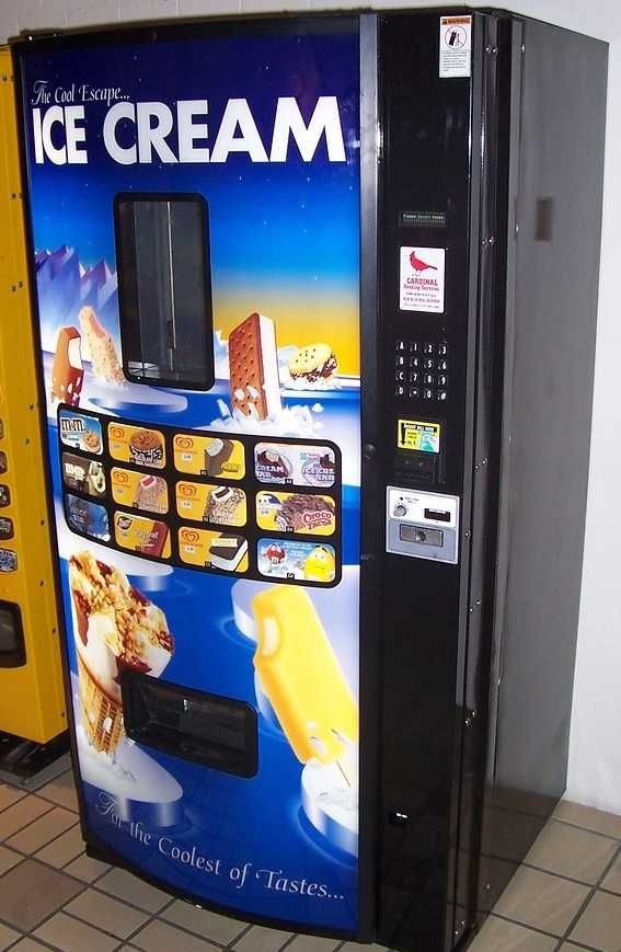 Automat inghetata ambalata USA Z400