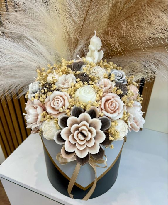 Ръчно изработени букети от соев восък