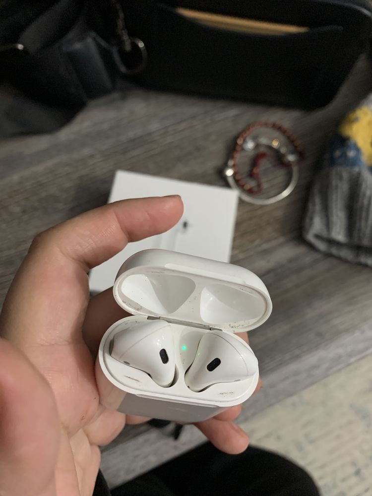 AirPods 2 оригинал, нужен ремонт