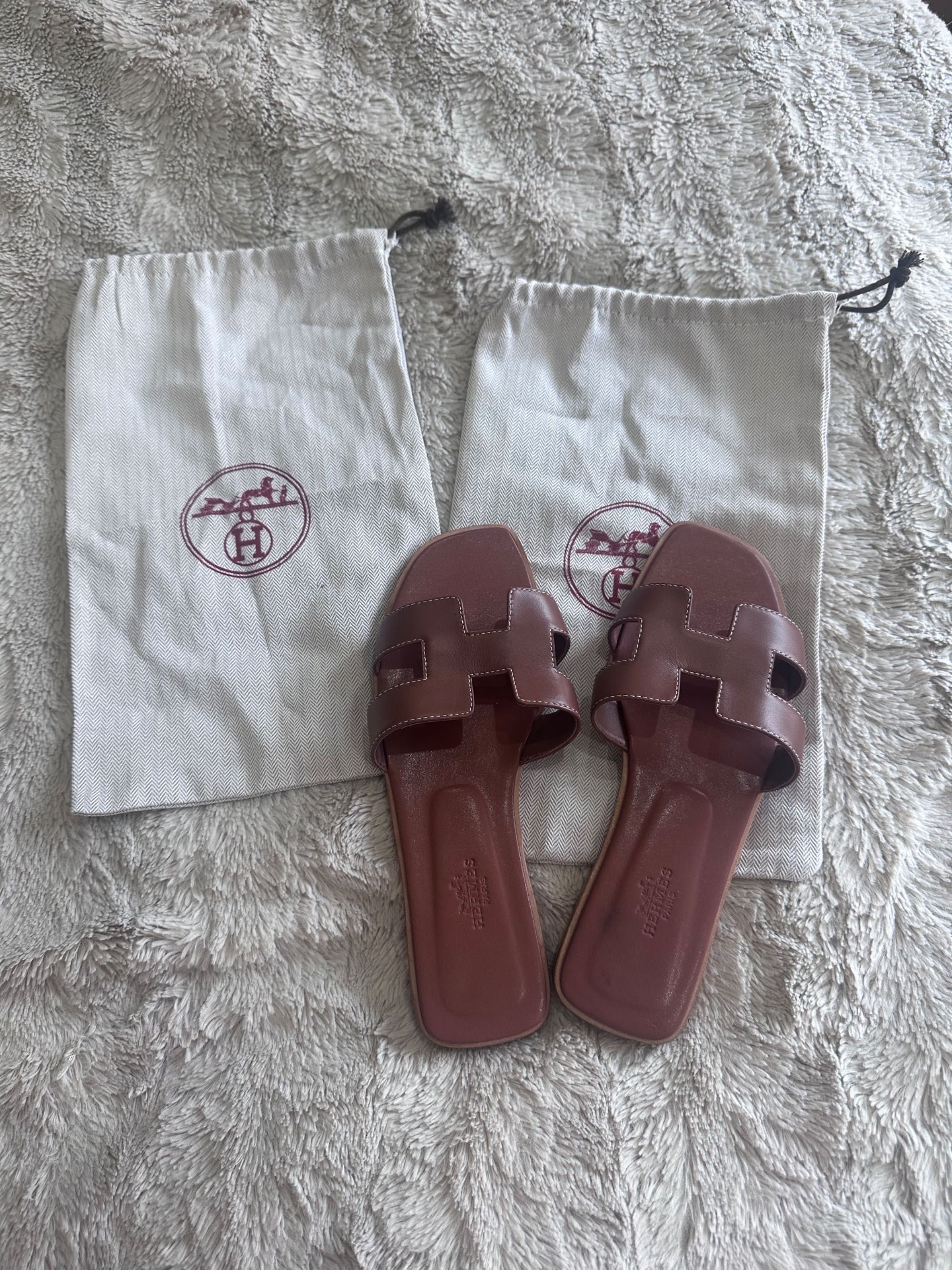 Чехли Hermes Oran