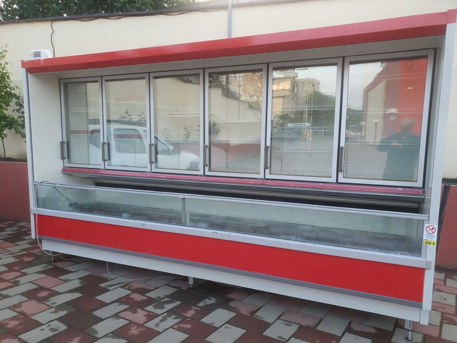 Vitrină frigorifică verticala