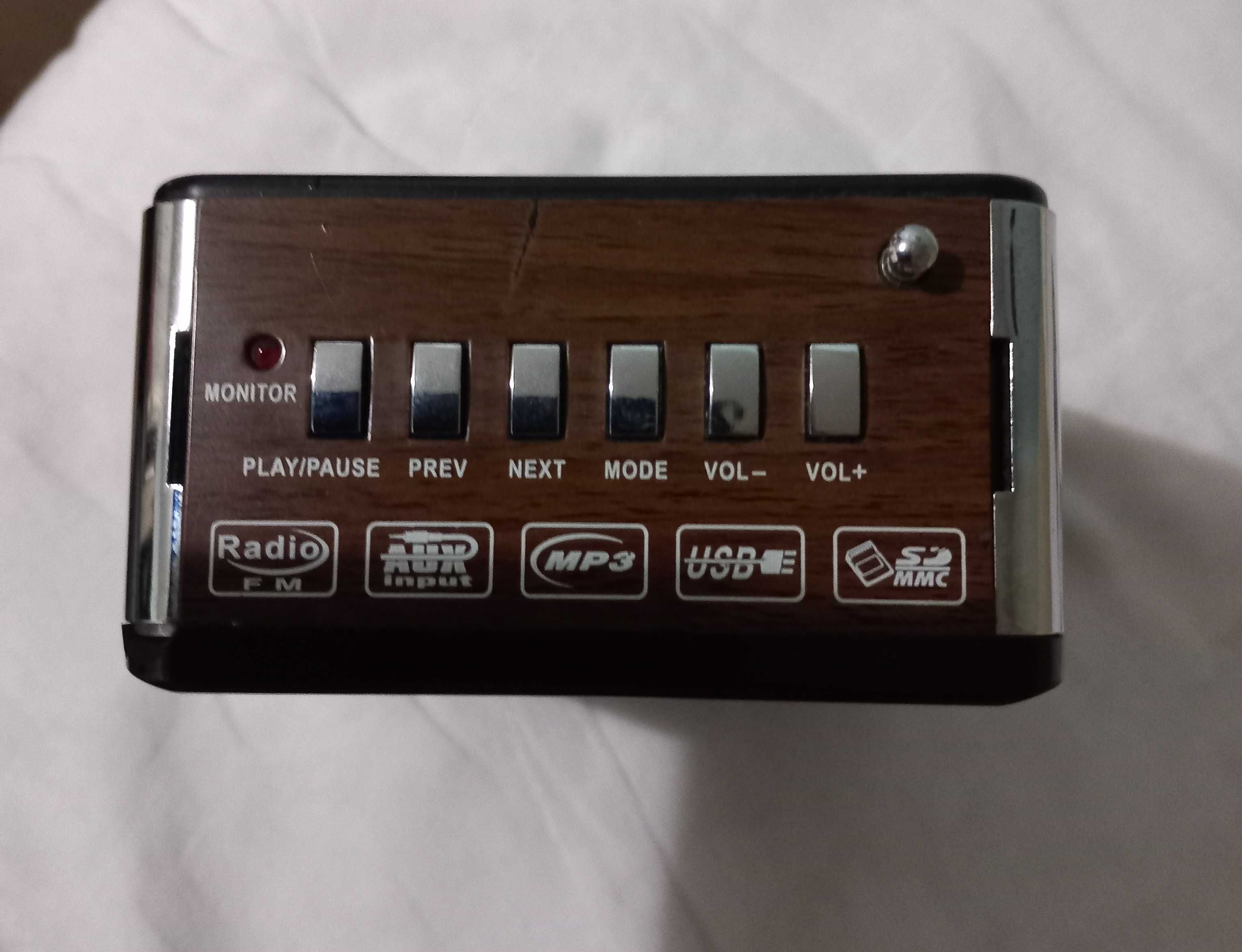 радио за туризъм по4ти ново ,usb,sd card,aux,слушалки 10 лв