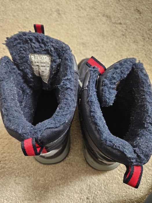 Ghete iarnă Kappa mărimea 32 – îmblănite, rezistente și cu beculețe