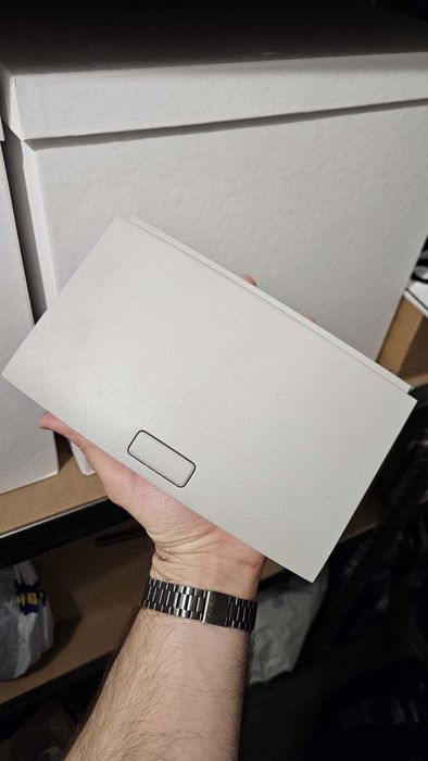 VW Arteon 2019, поставка конзола за очила