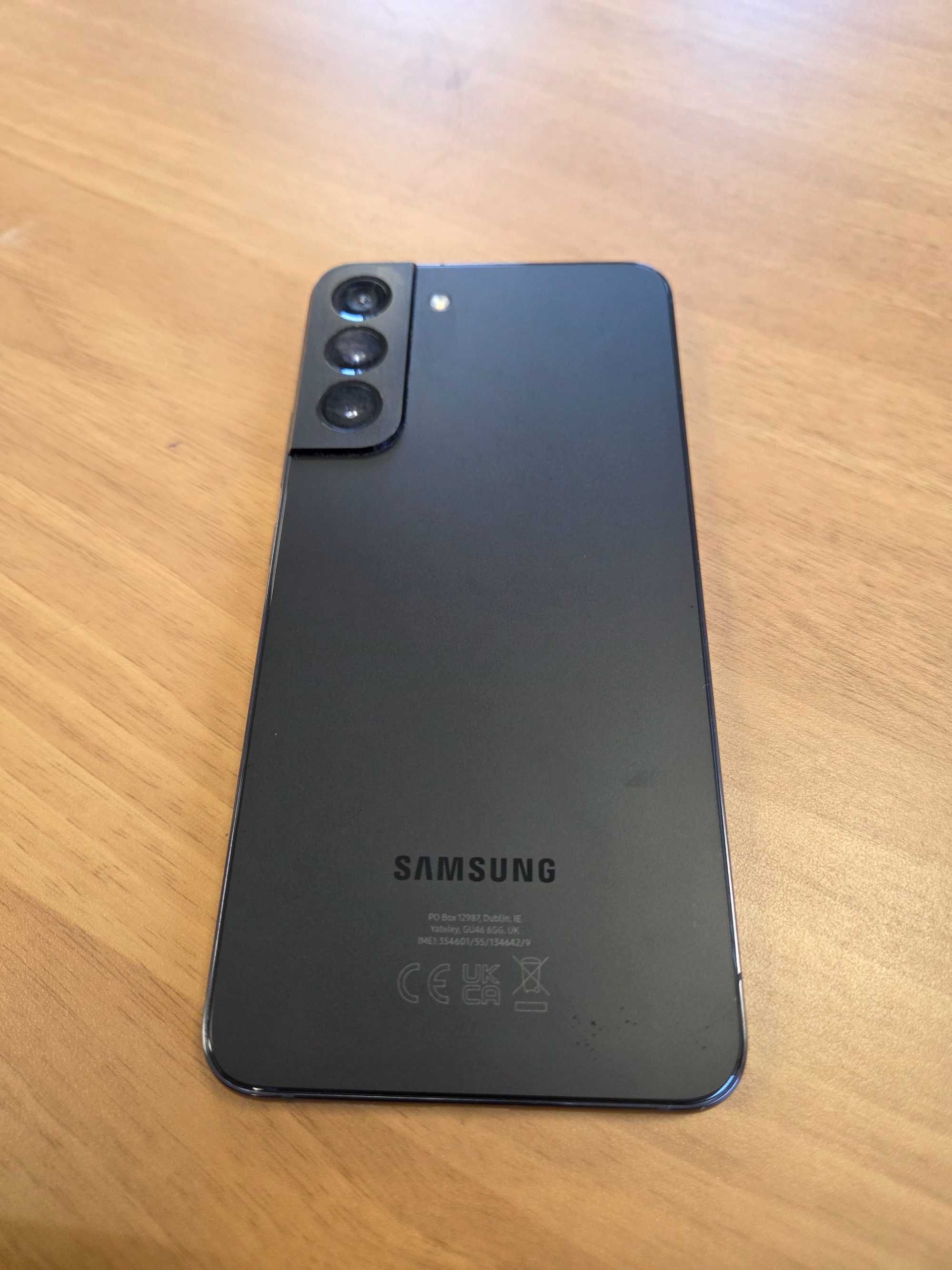 Самсунг s22 plus